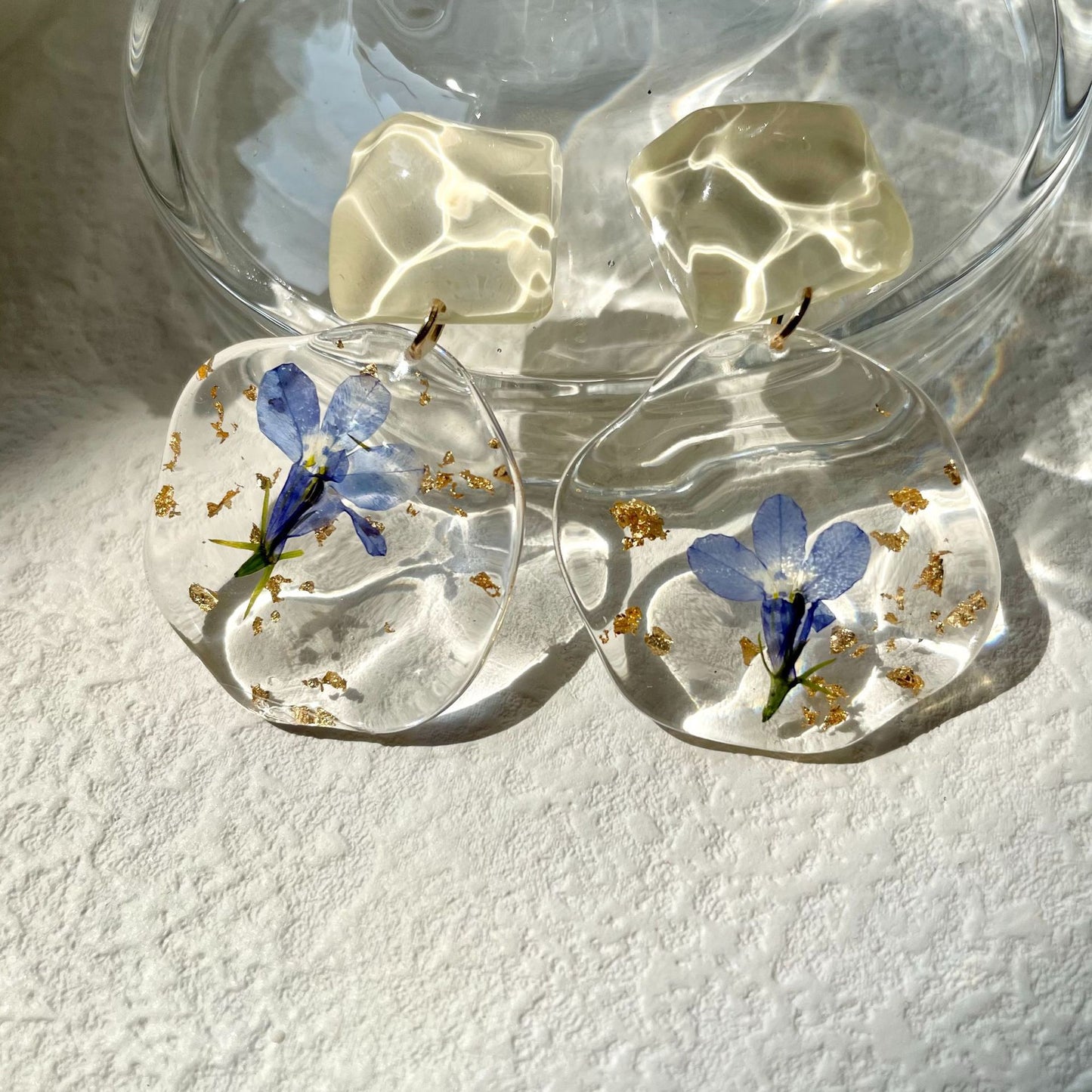 Clip on earrings - unique blue dried flower and gold flakes